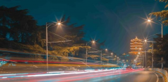 道路路燈為什么大多數(shù)都是暖色的？